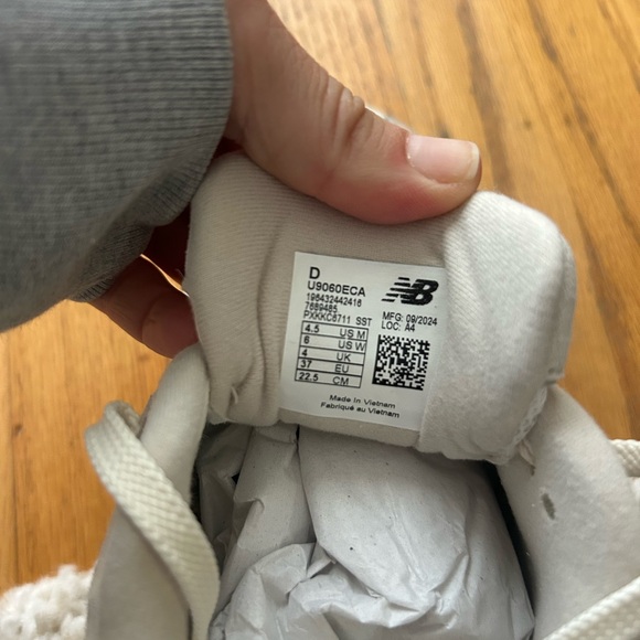 New Balance Women’s Seasalt White - Picture 9 of 9